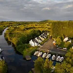 Leitrim Quay - Riverside 5 County Leitrim