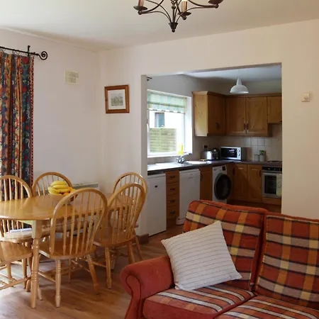 Leitrim Quay - Riverside 5 * County Leitrim