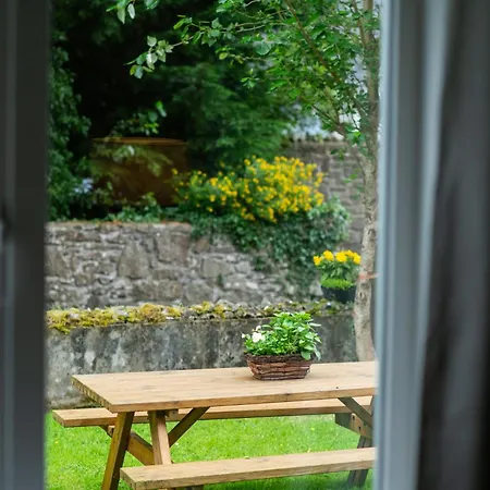بيت للعطل Leitrim Quay - Riverside 5 *