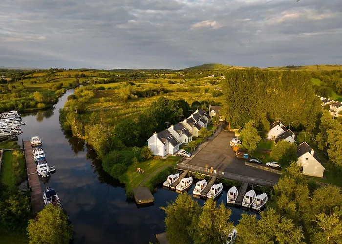 Leitrim Quay - Riverside 5 County Leitrim